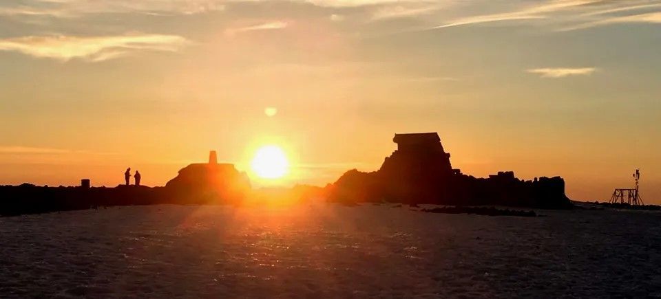The summit of Ben Nevis at ssunrise on the summer solstice - Ben Nevis Guided Walks and Climbs