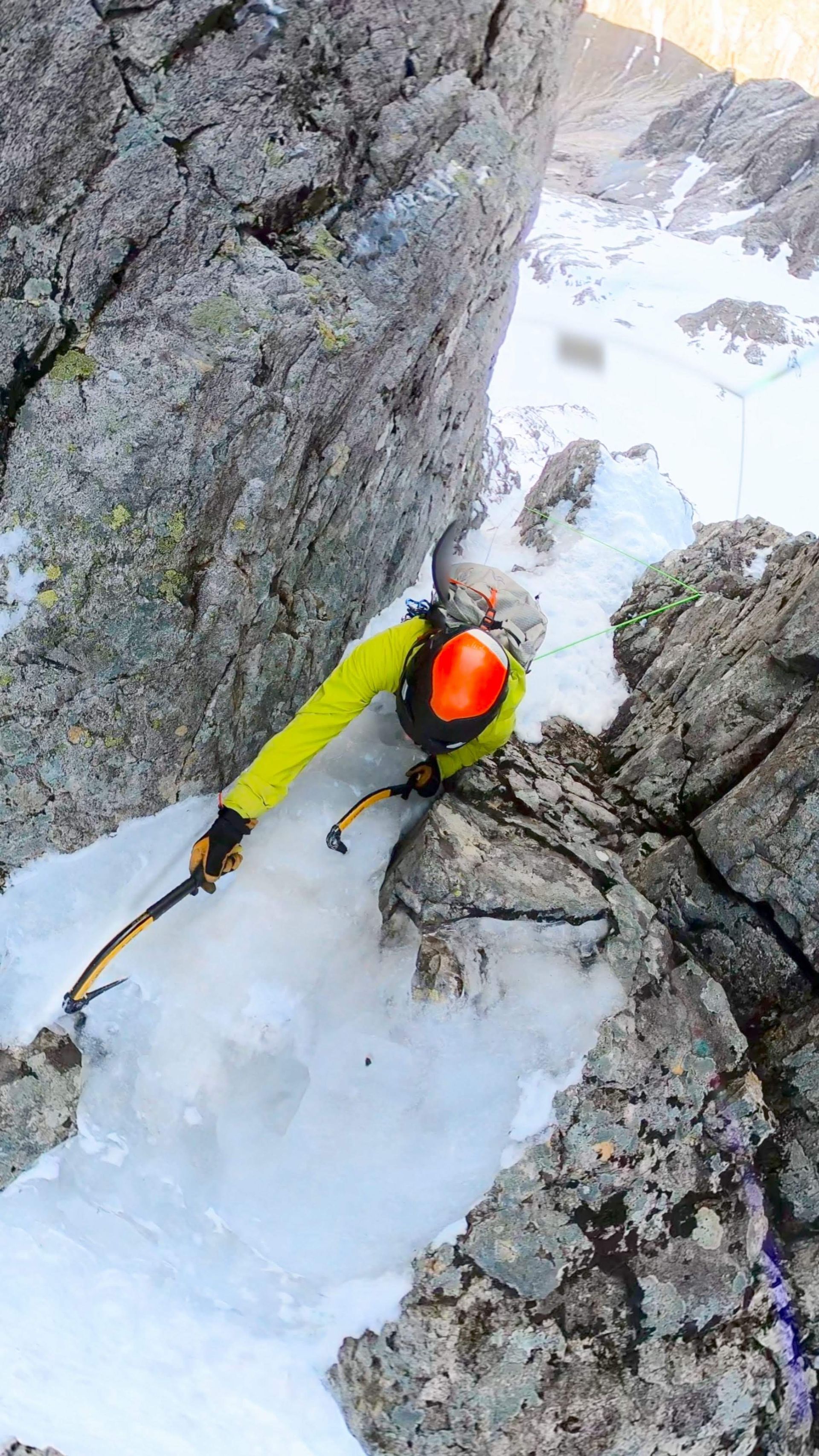 Ice climbing courses Ben Nevis