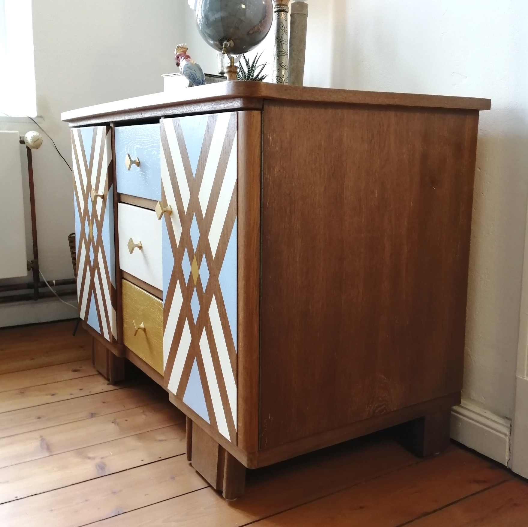 Möbelupcycling, ausaltmachneu, Möbeldesign, Interiordesign, möbelmakeover