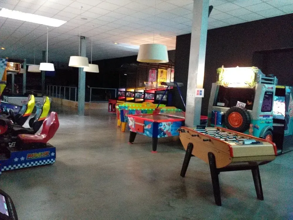 #lasergame, #bowling, #minigolf, #karaoke, #quizroom, #realite virtuelle, #blindtest, #hado, #escapegame