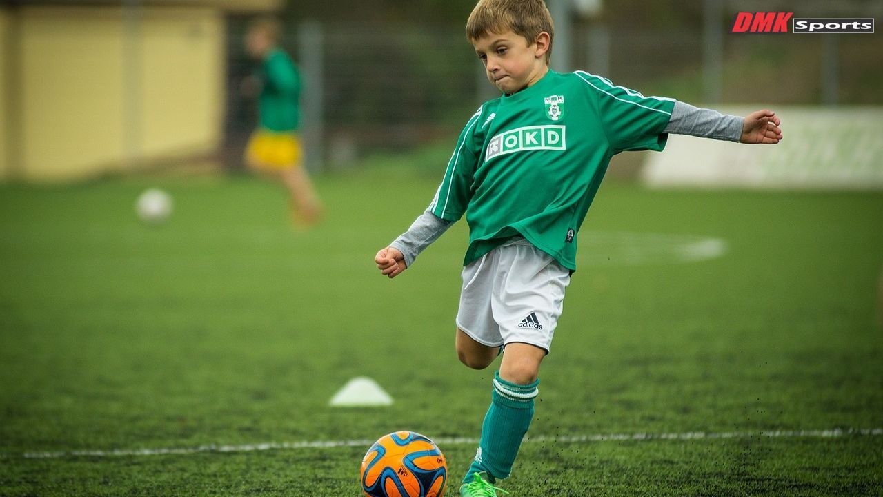 childrens-soccer-cleats-guide