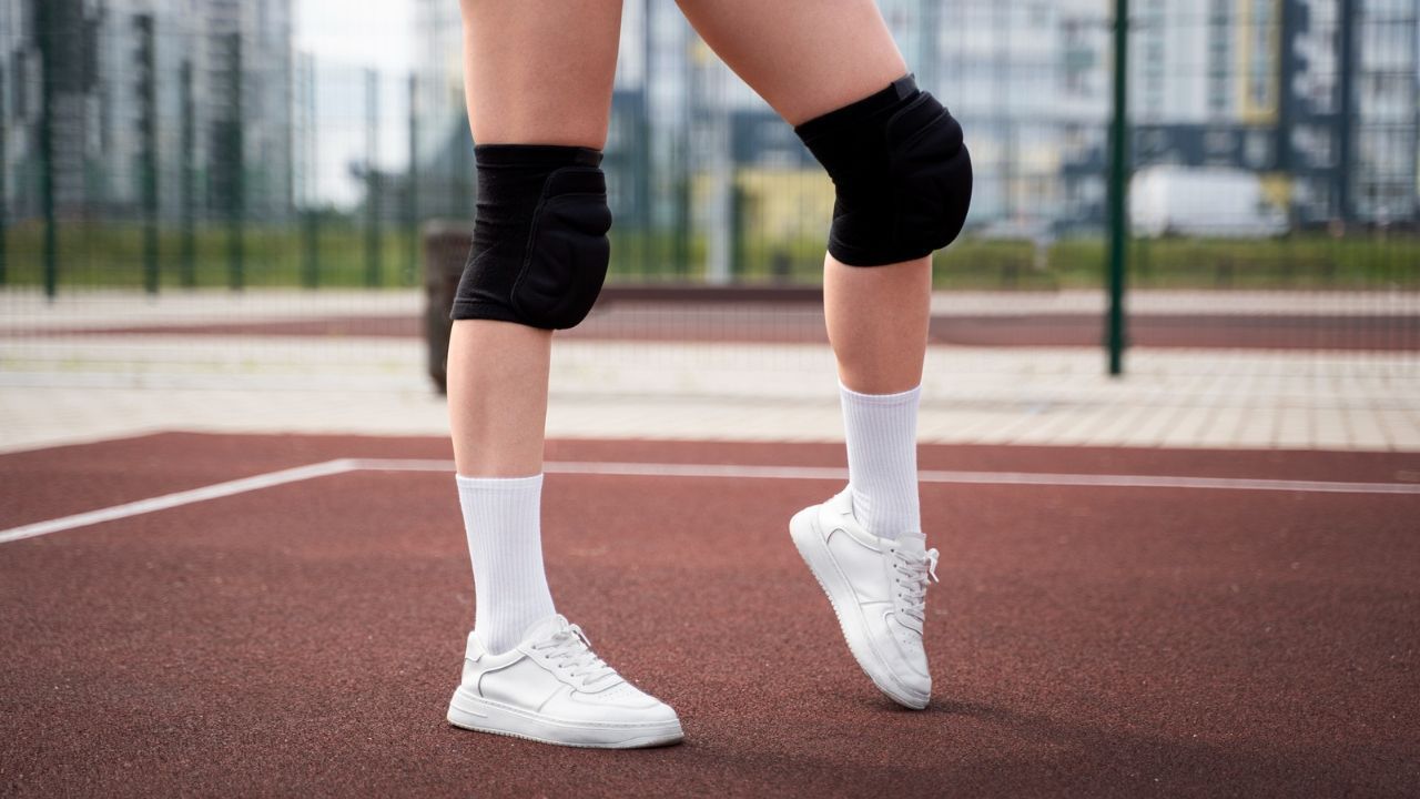 beginners-guide-how-to-wear-shin-guards
