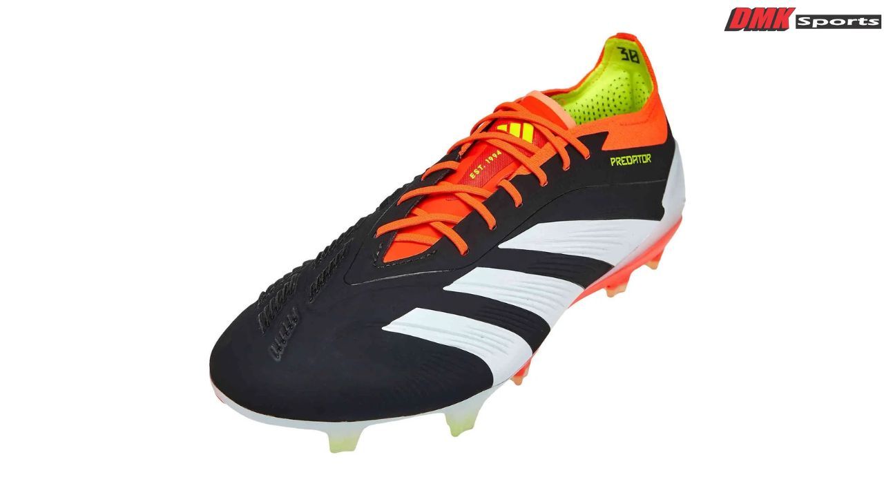 Soccer Cleats for Strikers