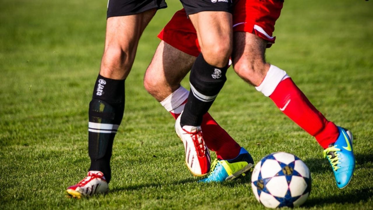 How Should a Shin Guard Fit? 4 Expert Tips for Better Protection