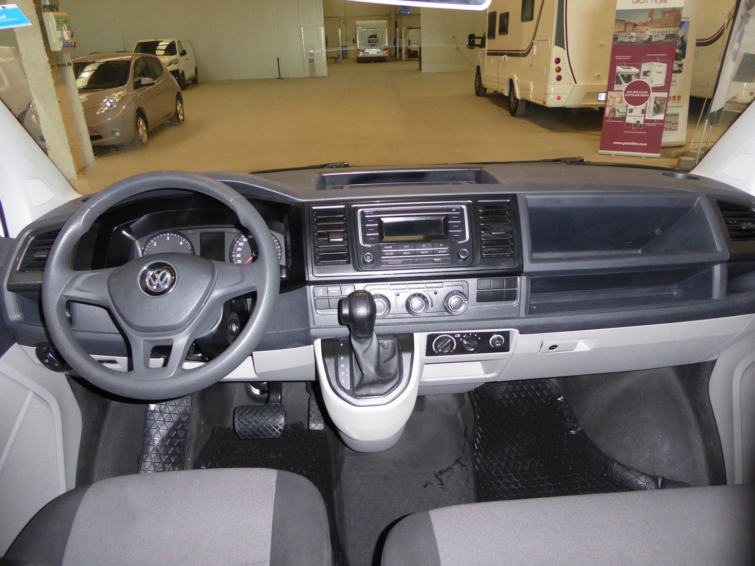 Alquiler de furgoneta de 9 plazas madrid 2024