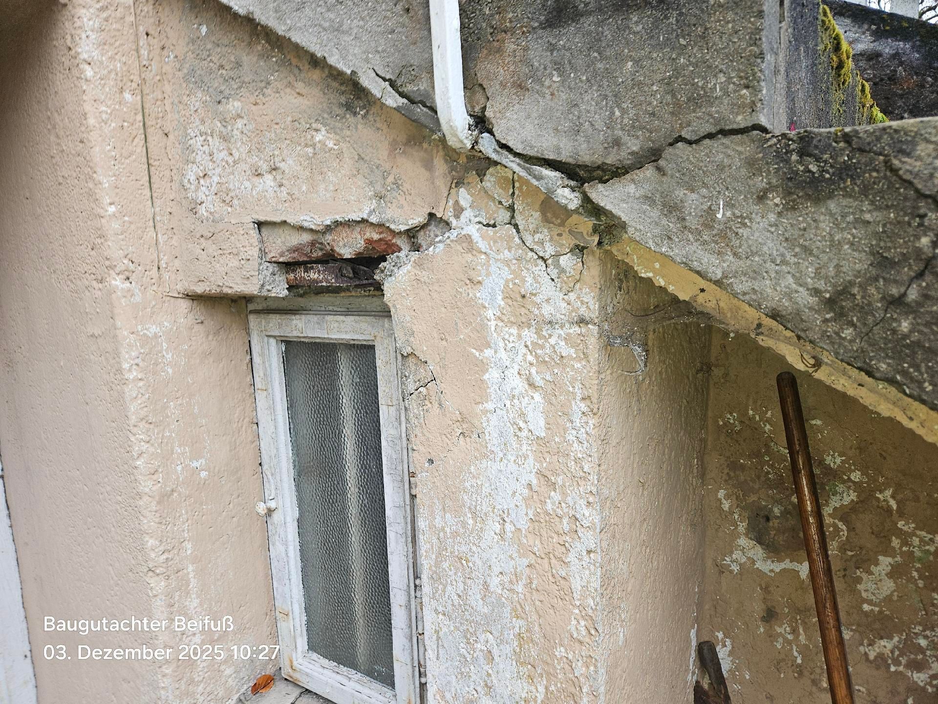 Baugutacher für Beweissicherung vor Baubeginn in München.