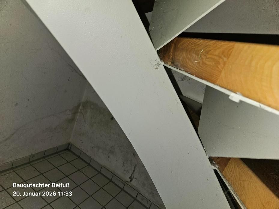 Baugutachten nach Bauschäden im Keller in München.