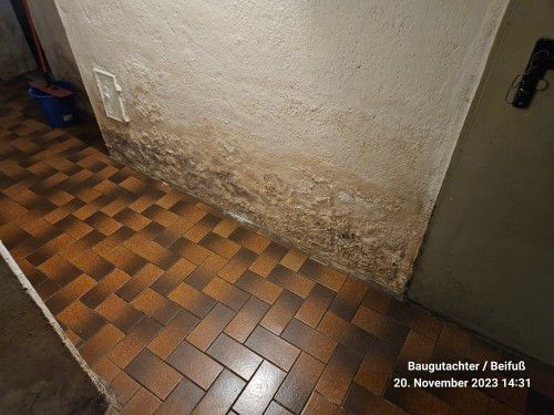 Bausachverständiger für Vermeidung von Wasserschäden in München.