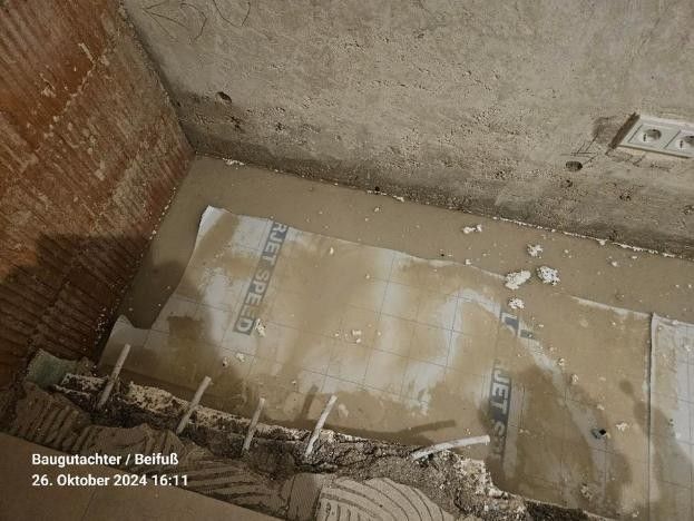 Baugutachter Beifuß für Wasserschäden und Feuchtigkeitsschäden.