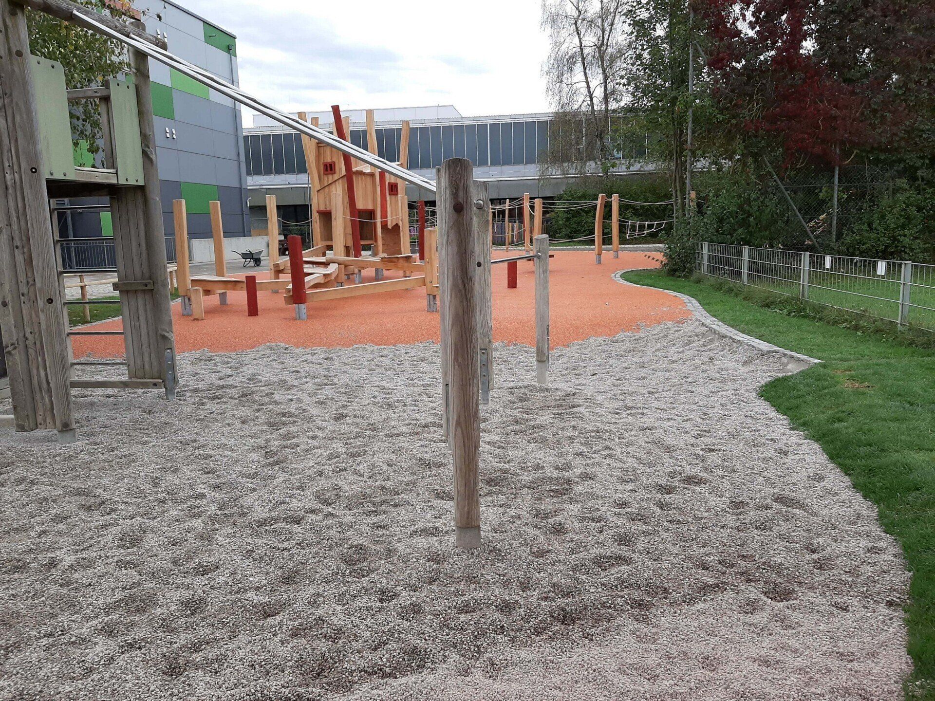 landschaftsarchitekt unterhaching schulhof_1