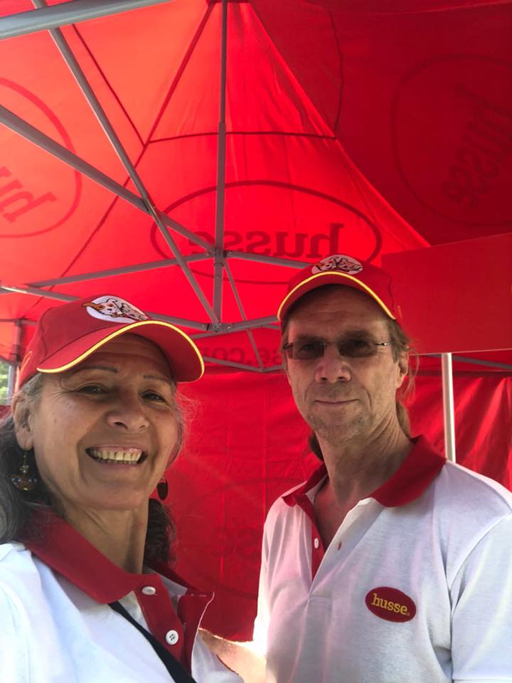 Franquiciados Husse Garraf Marivi y Anthony /Husse Garraf