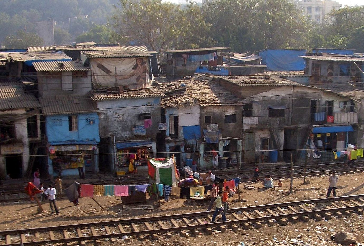 Slum in Mumbai (near railroad) Slum in Mumbai (near railroad)