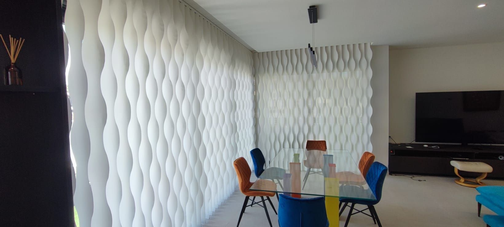 Lamas Verticales Onduladas