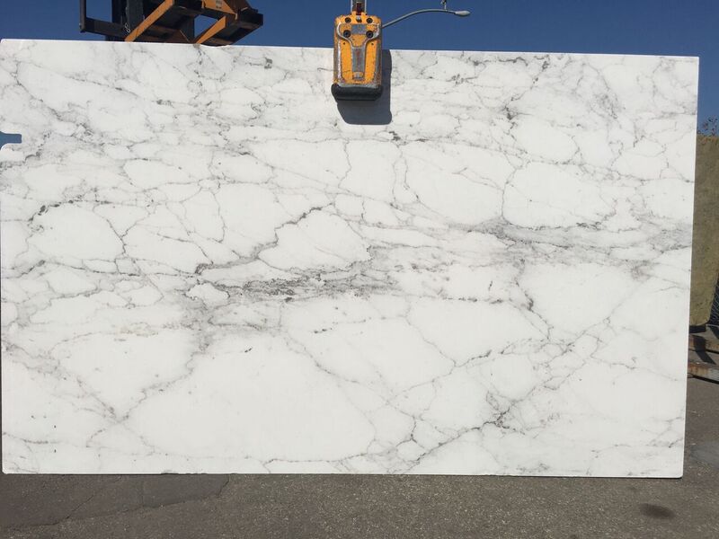 Calcatta Lincoln Marble Slab