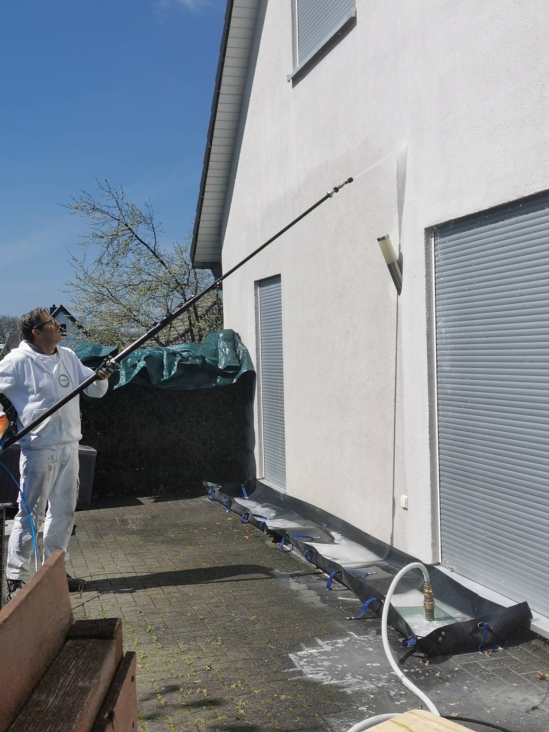 Fassdenreinigung bergisch gladbach - schonend und effektiv