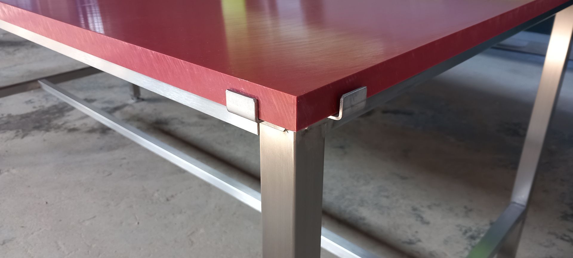 Bespoke stainless steel cutting tables Bespoke stainless steel cutting tables