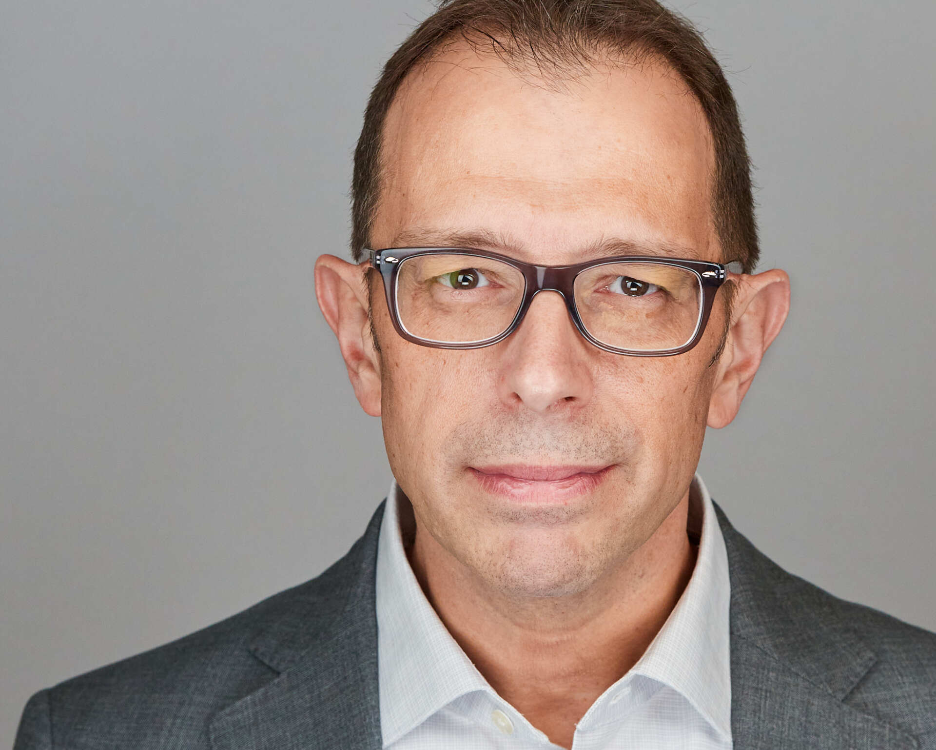 High marketing, Top 1% Headshot