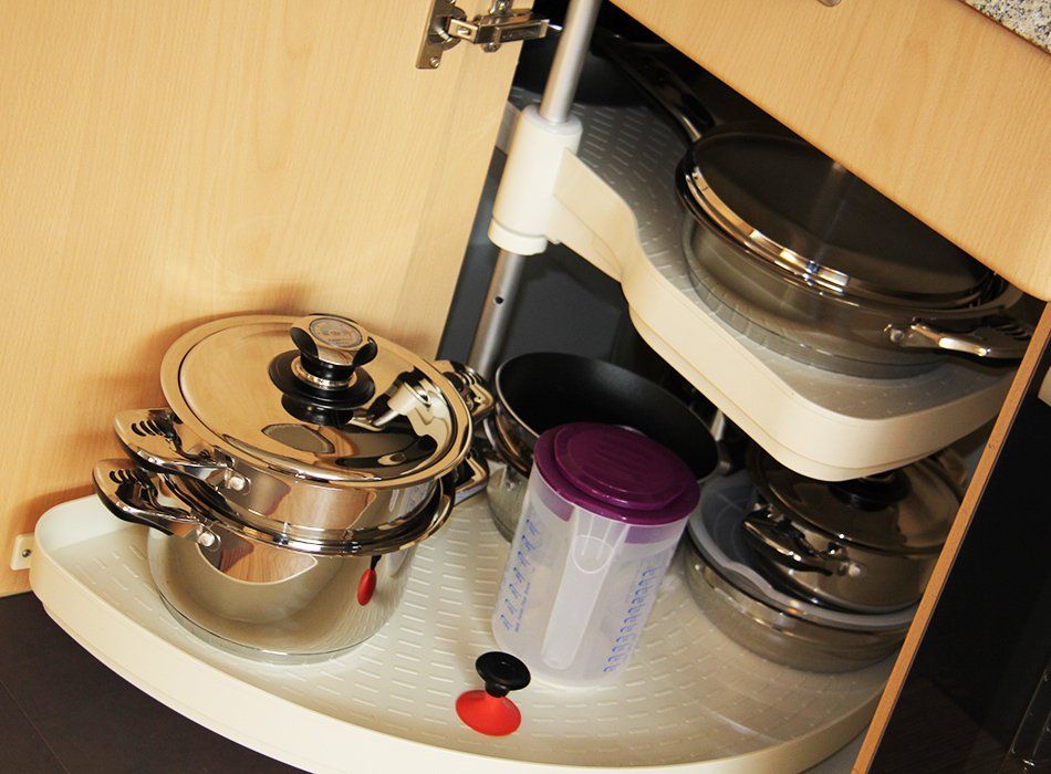 Töpfe in Apartment 28