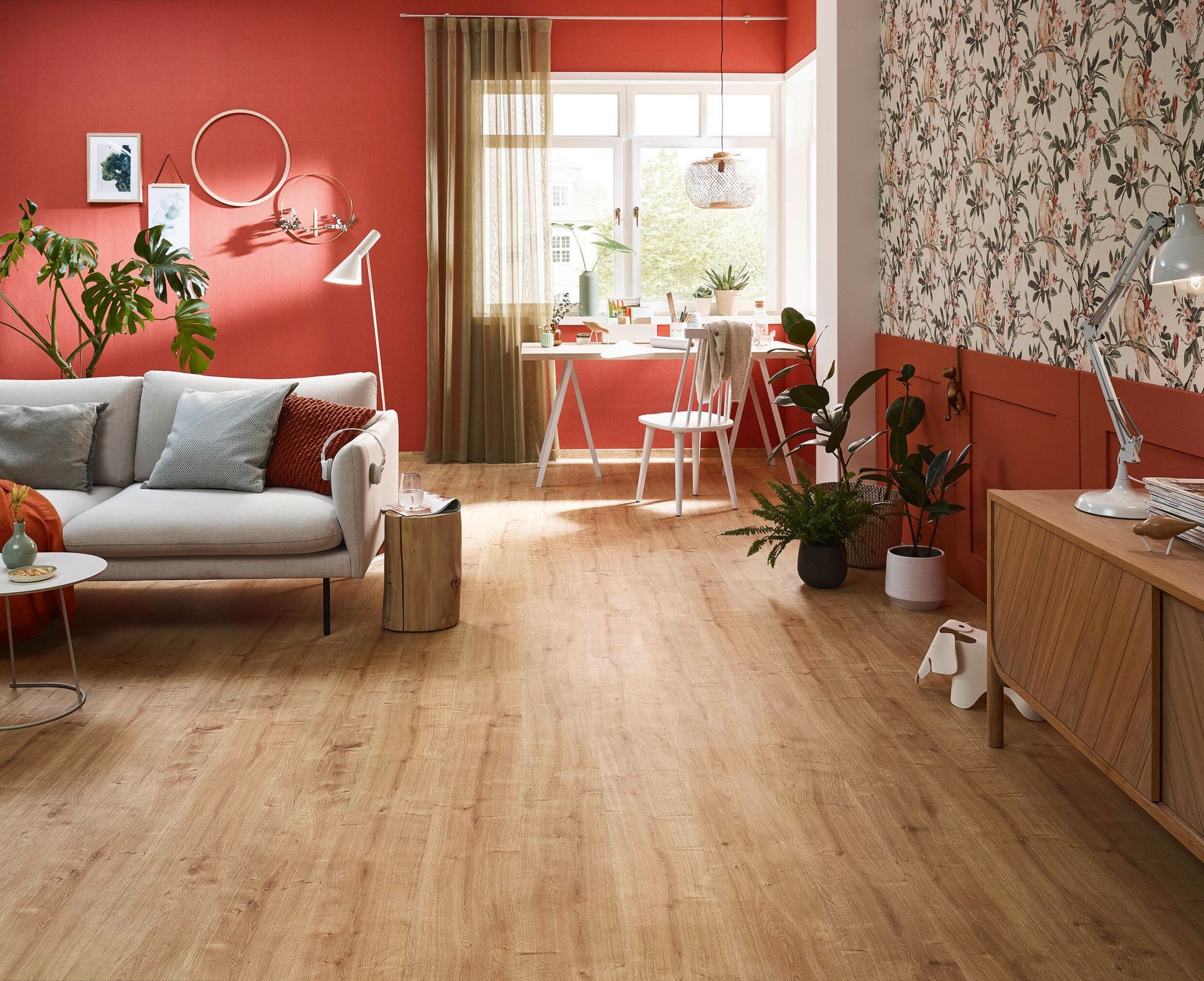 Lebendiger Stil durch dynamische Farbkombinationen, Muster- und Materialmixe bringen Bewegung ins eigene Zuhause. 
fichtner raumausstatter brandis wohnideen wohnstoffe sonnenschutz boden tapeten bodenbelag fenstervorhänge wandgestaltung polster