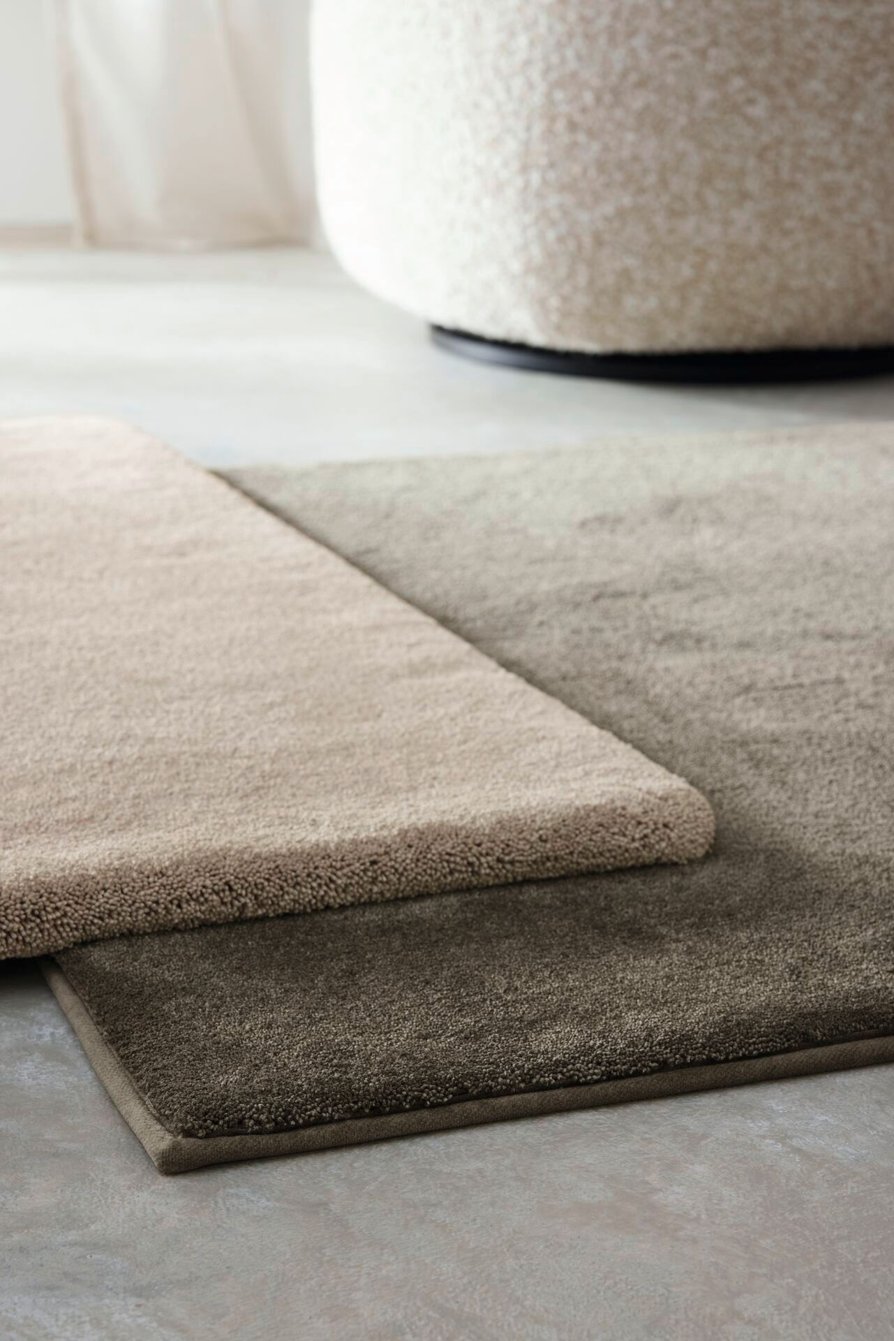 Teppichbeispiel 
fichtner raumausstatter brandis wohnideen wohnstoffe sonnenschutz boden tapeten bodenbelag fenstervorhänge wandgestaltung polster