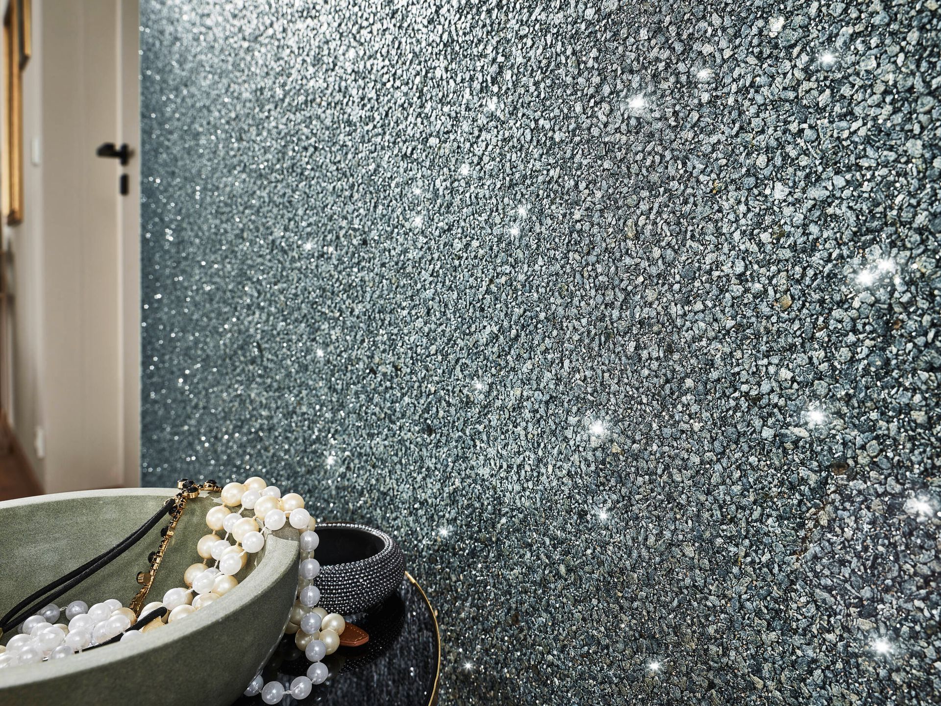 Tapete Beispiel
fichtner raumausstatter brandis wohnideen wohnstoffe sonnenschutz boden tapeten bodenbelag fenstervorhänge wandgestaltung polster