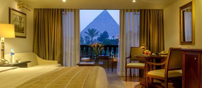pyramides Egypte, Marriott Mena House, hôtel vue Pyramides, plateau de Gizeh, agence de voyage Paris, vue Pyramides de Gizeh, hôtel Deluxe tout compris Egypte,