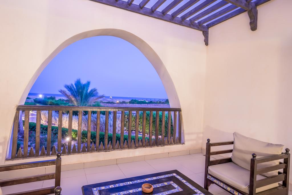Hilton Nubian Resort, Marsa Alam, Mer Rouge, agence de voyage Egypte, agence de voyage Paris, voyage Egypte, séjour Egypte tout compris, hôtel Deluxe sur la mer rouge,