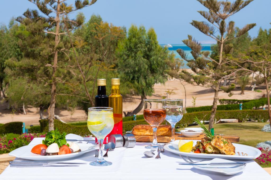 Mövenpick Resort & Spa, vue mer rouge, hôtel Deluxe mer rouge, Mer Rouge, vue Mer Rouge, plongée, agence de voyage Egypte, agence de voyage Paris, voyage Egypte, El Gouna,