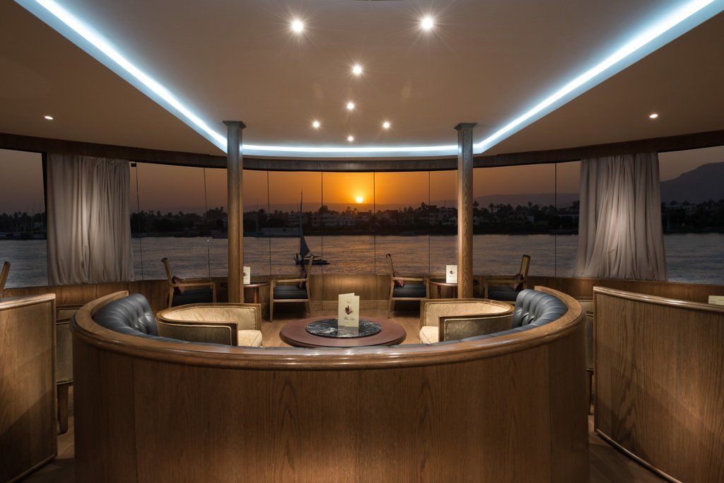 Restaurant sur le Nil, Regency bateau, croisière sur le Nil, bateau Deluxe Louxor, séjour Egypte pas cher, voyage Egypte tout compris,  Nil egypte, voyager en egypte, Assouan Egypte,