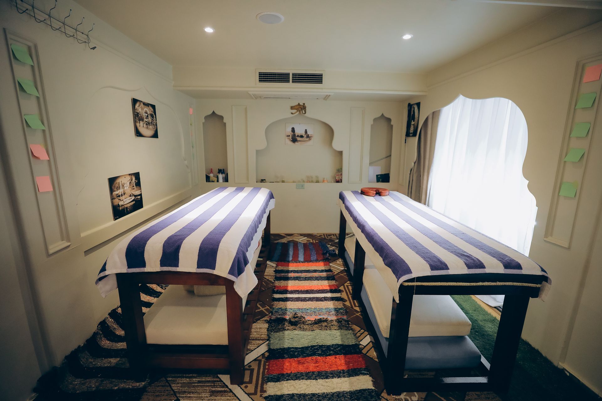 Salle de massage, M/S King of Thèbes, croisière sur le Nil Deluxe, croisière sur le Nil en Egypte, séjour Egypte pas cher, agence de voyage Egypte, agence de voyage Paris, Nile Cruise, Egypt, Louxor, Assouan, Voyage egypte tout compris, croisière Deluxe Nil, croisières Egypte, Nile view,