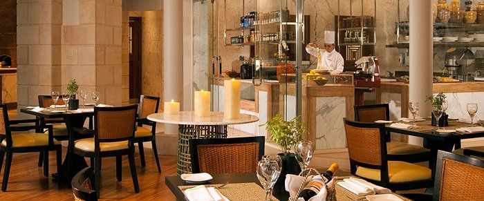 pyramides Egypte, Marriott Mena House, hôtel vue Pyramides, plateau de Gizeh, agence de voyage Paris, vue Pyramides de Gizeh, hôtel Deluxe tout  compris Egypte,