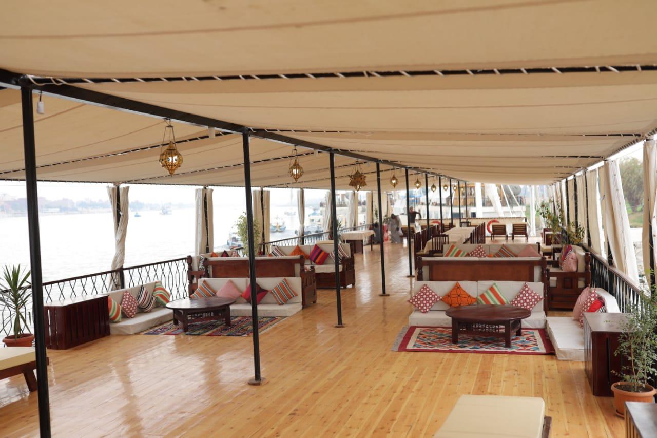 Dahabiayt Queen Tyi III, Dahabiayt, Croisière sur le Nil, Bateau Deluxe Louxor, vue Nil, voyage tout compris Egypte,
