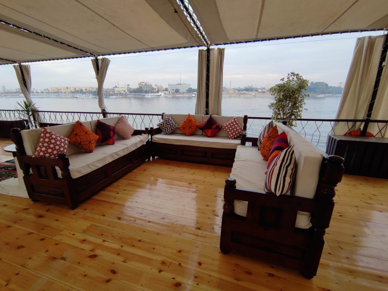 Dahabiayt Queen Tyi III, Dahabiayt, Croisière sur le Nil, Bateau Deluxe Louxor, vue Nil, voyage tout compris Egypte,