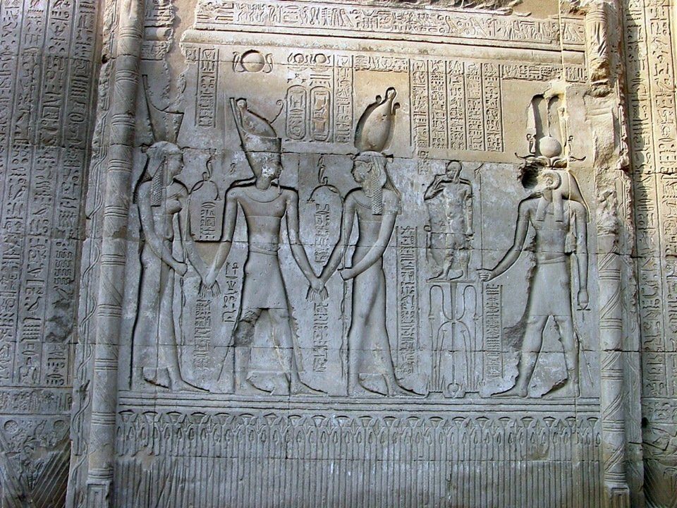 Temple de Esna, Temple de Horus, Louxor, Assouan, Egypte, Agence de voyage Paris, 