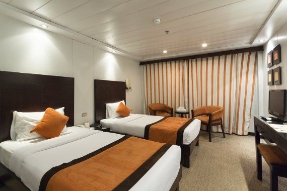 Cabine double, Royal Lily, croisière sur le Nil, Bateau Deluxe croisière, agence de voyage Egypte, agence de voyage Paris, séjour Egypte tout compris, vue Nil, croisières Nil, Bateau Deluxe Louxor,