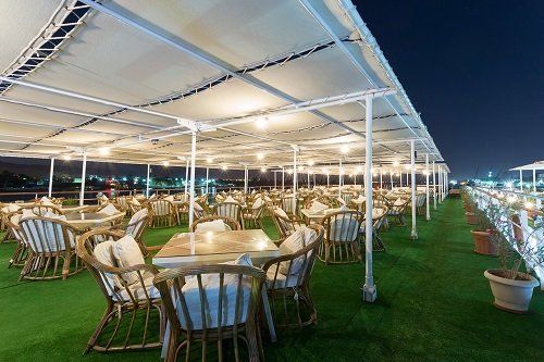 Royal Lily, croisière sur le Nil, Bateau Deluxe croisière, agence de voyage Egypte, agence de voyage Paris, séjour Egypte tout compris, vue Nil, croisières Nil, Bateau Deluxe Louxor,