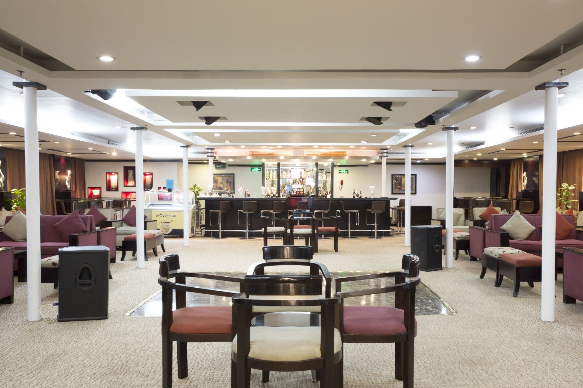 Royal Lily, croisière sur le Nil, Bateau Deluxe croisière, agence de voyage Egypte, agence de voyage Paris, séjour Egypte tout compris, vue Nil, croisières Nil, Bateau Deluxe Louxor,