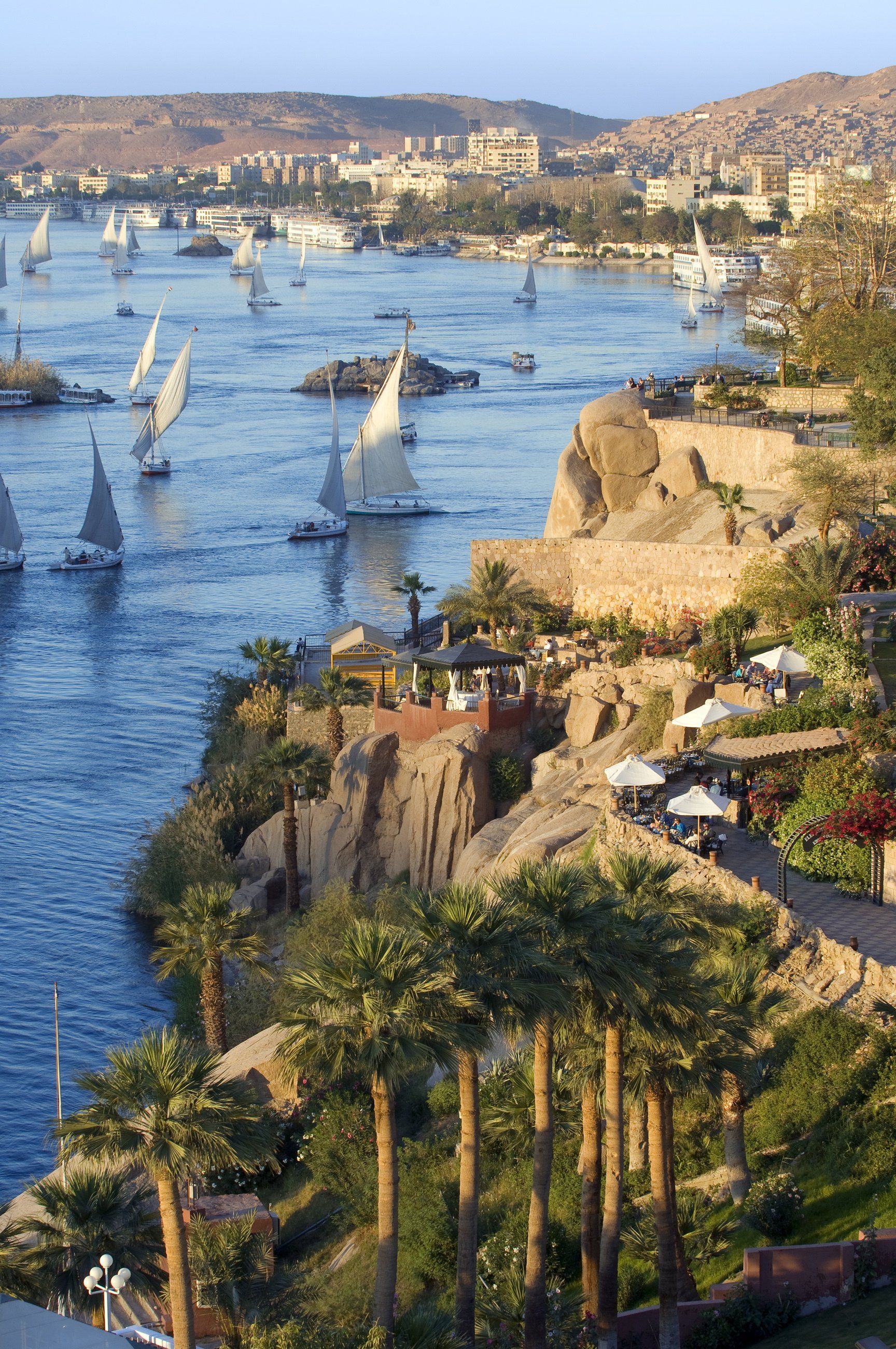 Hotel sur le Nil Luxor, Winter Palace hotel luxor, voyage egypte tout compris, crosiiere sur le Nil eEgypte, agence de voyage Egypte, agence de voyage France, croisiere deluxe sur le Nil Louxor, Assouan Egypte, Vue Nil, Suite sur le Nil, Visite Egypte, Agence de voyage Luxor, Egypt Nile Cruises, Nile Aviation,