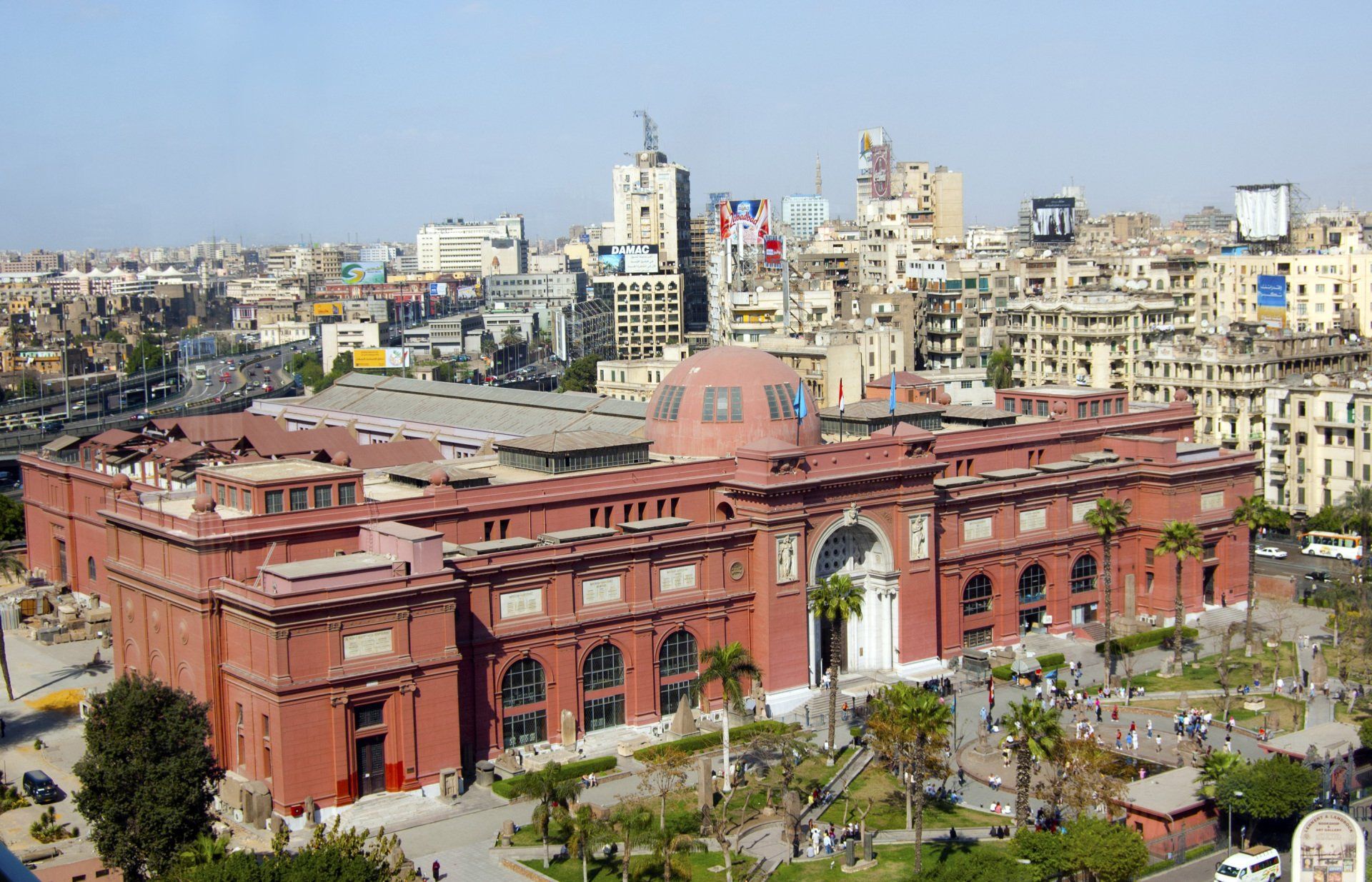Musee National Caire, Tahrir Square, voyage Egypte, agence de voyage Égypte,