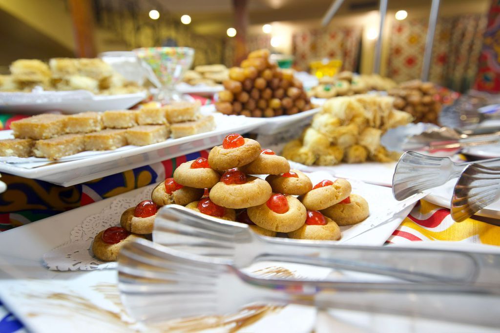 Restaurant, Open Buffet, M/S King of Thèbes, croisière sur le Nil Deluxe, croisière sur le Nil en Egypte, séjour Egypte pas cher, agence de voyage Egypte, agence de voyage Paris, Nile Cruise, Egypt, Louxor, Assouan, Voyage egypte tout compris, croisière Deluxe Nil, croisières Egypte, Nile view,