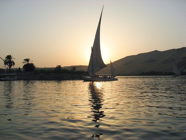 Rives du Nil, Assouan Egypte, croisière sur le Nil, 