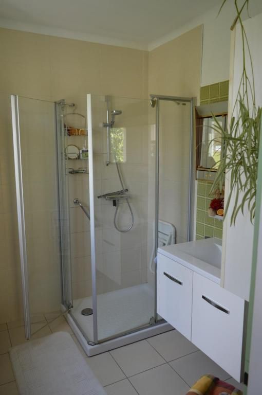 Photos extérieur : prés, espace vert, ville