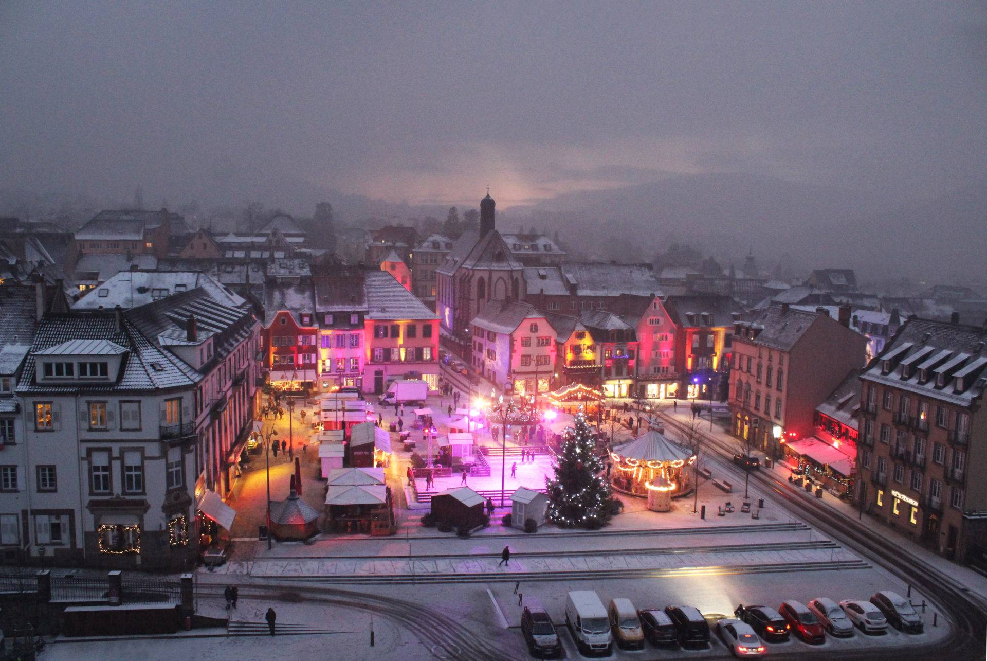 Noël en lumières, chansons, friandises, cadeaux 8