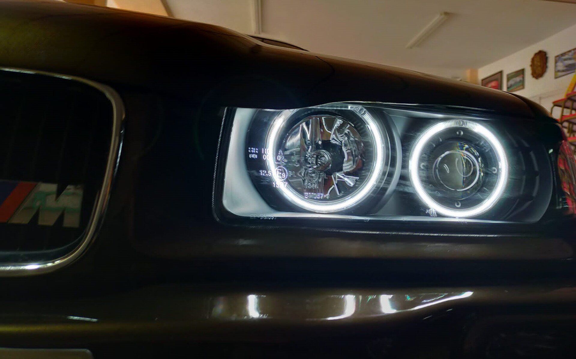 Homologación homologar neumáticos llantas suspensión muelles amortiguadores paragolpes separadores de rueda salida de escape faro pilotos luces capó maletero Homologación homologar neumáticos llantas suspensión muelles amortiguadores paragolpes separadores de rueda salida de escape faro pilotos luces capó maletero