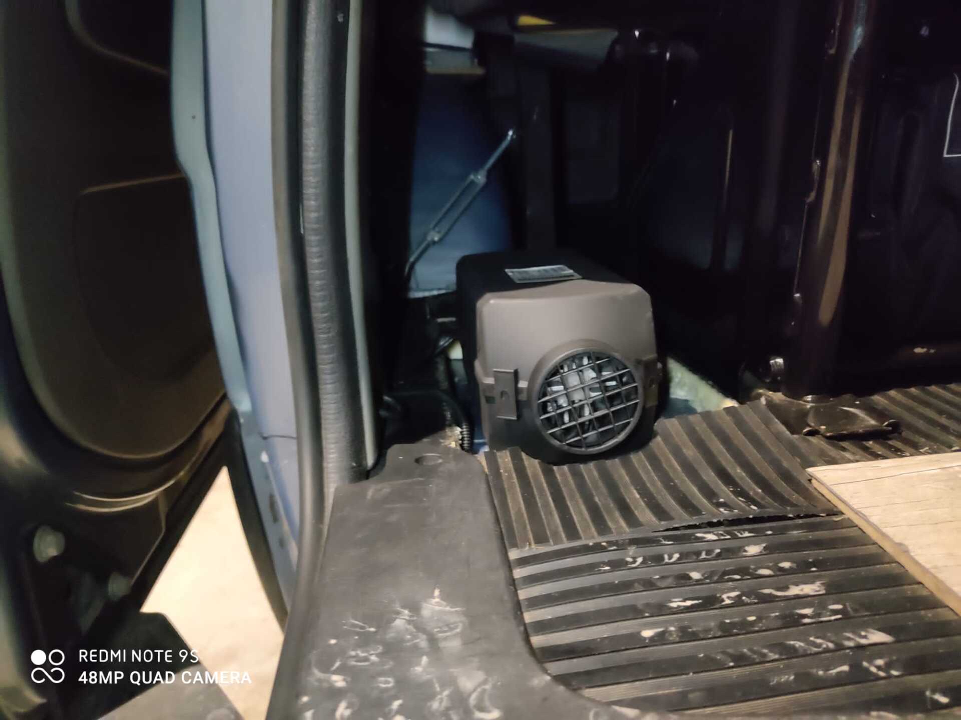 Homologar camperizacion homologación vehículo vivienda furgon vivienda placa fotovoltaica instalación de mobiliario claraboya ventana deposito en los bajos calefacción estacionaria peldaño eléctrico horno de gas frigorífico Homologar camperizacion homologación vehículo vivienda furgon vivienda placa fotovoltaica instalación de mobiliario claraboya ventana deposito en los bajos calefacción estacionaria peldaño eléctrico horno de gas frigorífico