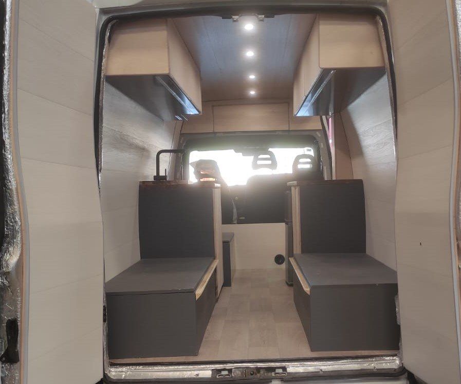 Homologar camperizacion homologación vehículo vivienda furgon vivienda placa fotovoltaica instalación de mobiliario claraboya ventana deposito en los bajos calefacción estacionaria peldaño eléctrico Homologar camperizacion homologación vehículo vivienda furgon vivienda placa fotovoltaica instalación de mobiliario claraboya ventana deposito en los bajos calefacción estacionaria peldaño eléctrico