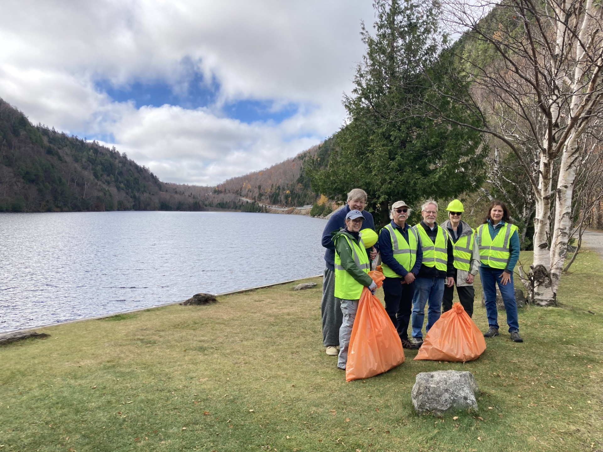 HMG volunteers had a beautiful autumn day picking up trash along the Cascade Lakes in the Adirondacks. During this annual autumn clean-up, they enjoyed the views of the mountains, fresh air and admired the historic hand-laid boulder retaining walls along Route 73.