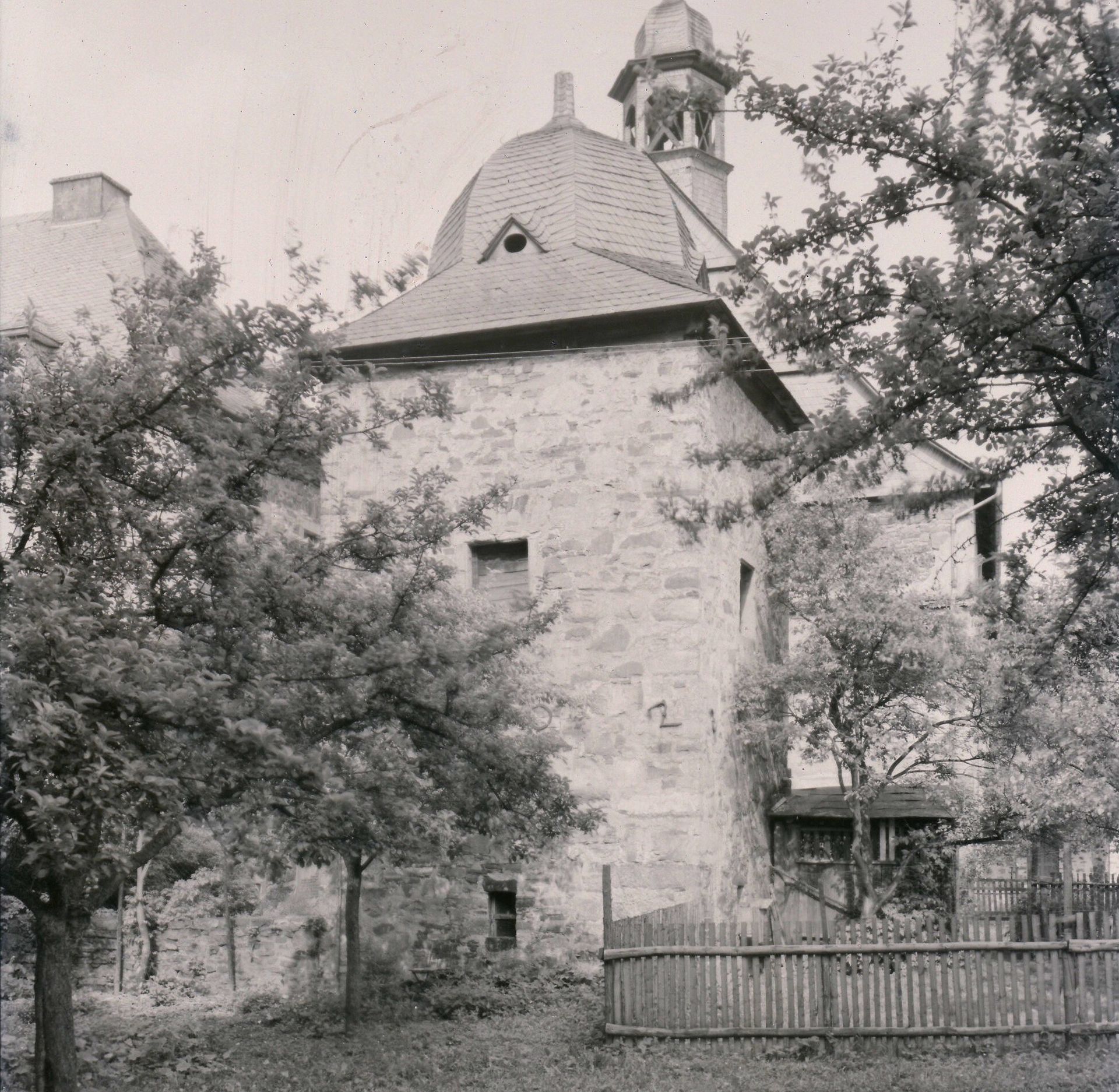 Archivturm vor 1955, noch ohne Glockenstube