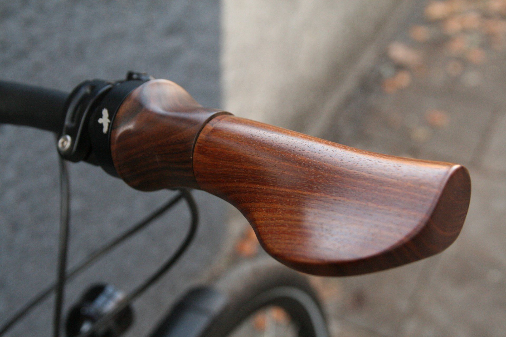 Velospring sen comfort sen pur gefedert Holzgriffe Rohloff ergonomisch