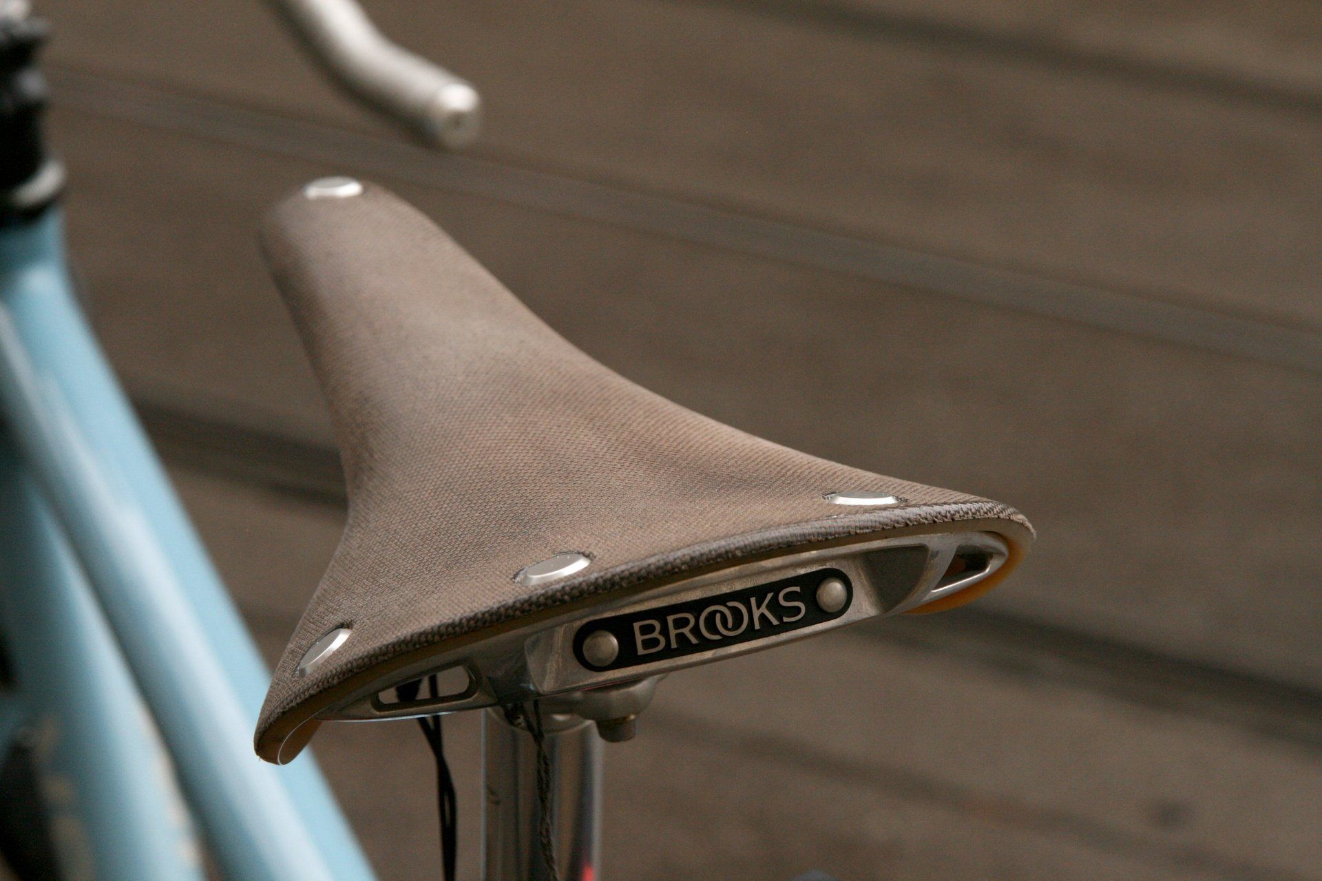 Brooks B17 B67 B66 Cambium Leder Professional